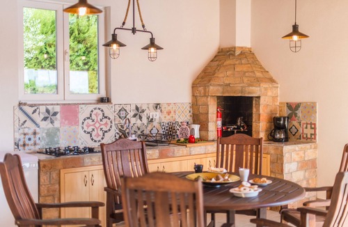 Skatari Villa | Villa Maredi with outdoor summer kitchen