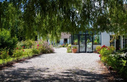 Ponts-et-Marais Bed & Breakfast | villa marguerite 65 rue legout lesage 76260 ponts et marais