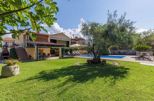 Tar House | Villa Maria by Interhome