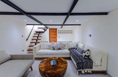 Padonan Villa | Villa Maria by Pertama Stay