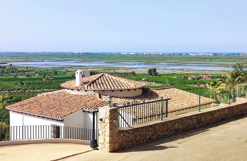Pego Villa | Villa Marian. Pool heating, very private, Wifi AC, near beach