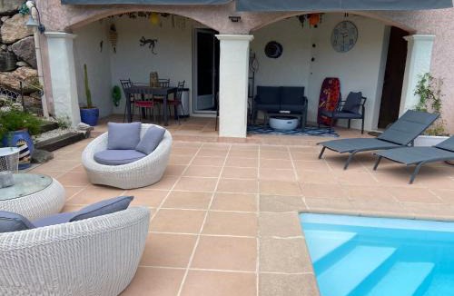 Les Esterets du Lac Bed & Breakfast | VILLA MARILIS