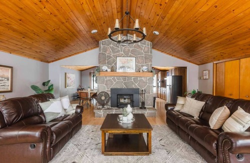 Bala House | Villa Marina Haven|BBQ|Firepit|Waterfront|Cozy