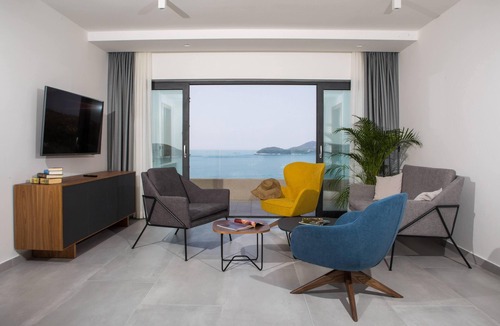 Orasac Villa | Villa Maris contemporary villa with a private pool, and stunning views