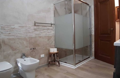 Pavia Bed & Breakfast | Villa Marisa bed breakfast and books