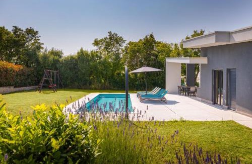 Prkacini Villa | Villa Mariva