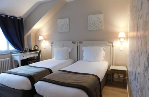 Saint-Jean-le-Blanc Hotel | Villa Marjane