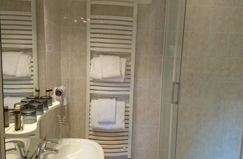 Saint-Jean-le-Blanc Hotel | Villa Marjane