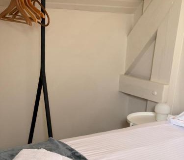 Arromanches-les-Bains House | Villa Marjo - 3 chambres- 6 Pers- Jardin- Parking - Arromanches