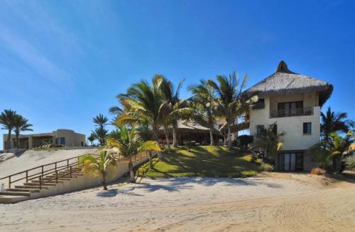 Ensenada Los Muertos Villa | Villa Marlin by Cabo Villas