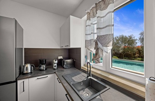 Muzini Villa | Villa Martha in Central Istria with private pool - wellness/table tennis for 12 persons
