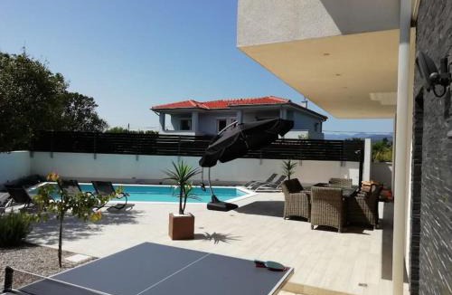 Smrika Villa | Villa Martina Bellevue