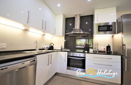 El Vendrell Villa | Villa Martina with private pool and large garden