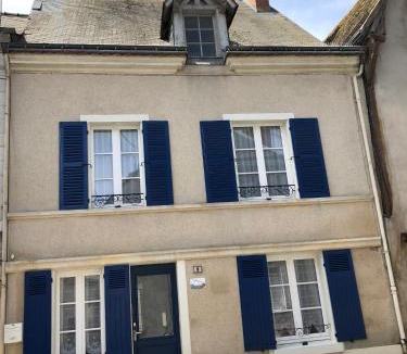 Amboise House | Villa Mary