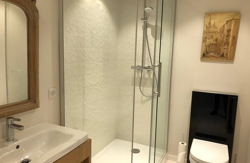 Amboise House | Villa Mary