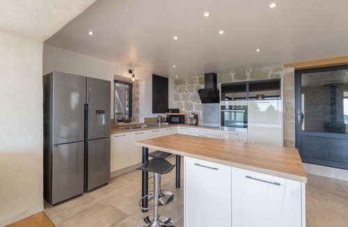 Planzolles Villa | Villa 'Mas De Laval' with Mountain View, Private Terrace and Wi-Fi