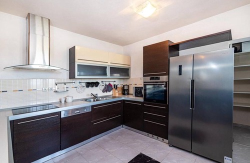 Sikovo Villa | Villa Maslina - Four Bedroom Villa, Sleeps 9