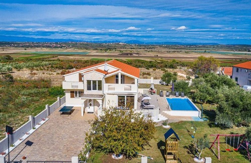 Sikovo Villa | Villa Maslina - Four Bedroom Villa, Sleeps 9