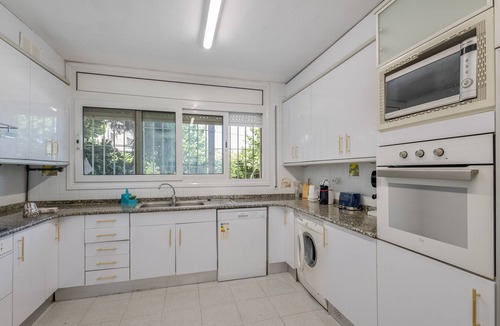 Masnou Villa | Villa 'Masnou' with Sea View, Wi-Fi and Air Conditioning
