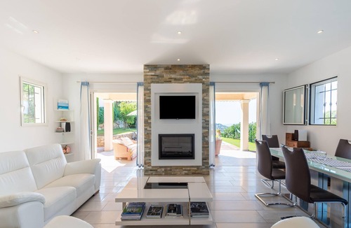 Montaleigne Villa | Villa Mathilda with pool close to Nice