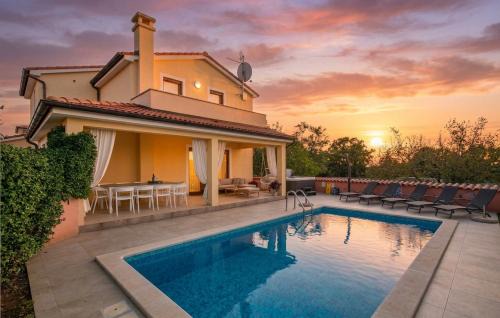 Pinezici Villa | Villa Matis