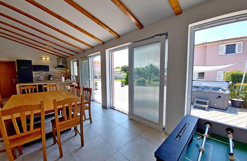 Galizana Villa | VILLA MATTEA - pool, tavern and outdoor whirlpool