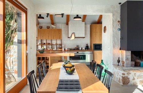 Filipini Villa | Villa Maxima Agri by Villas Guide