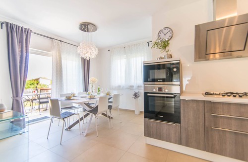 Banjole House | Villa Maya * heated pool, 400 m from the sea, barbecue, WiFi, bicycles