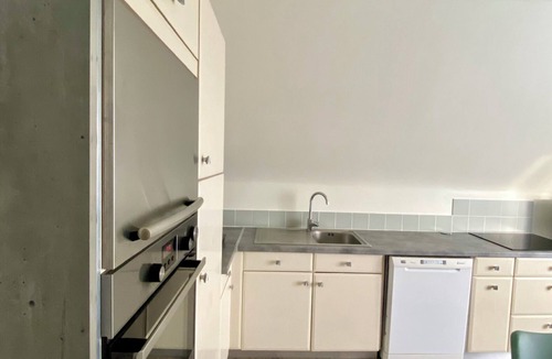 Mayenne Apartment | Villa Medena - All-comfort stay + jacuzzi - Rated 3*.