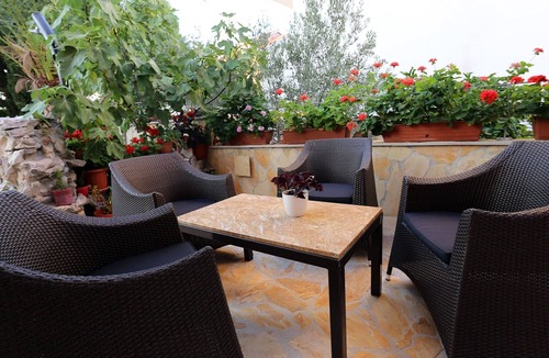 Businci Apartment | Villa Mediteran, kleine Ferienwohnung mit Balkon by Interhome