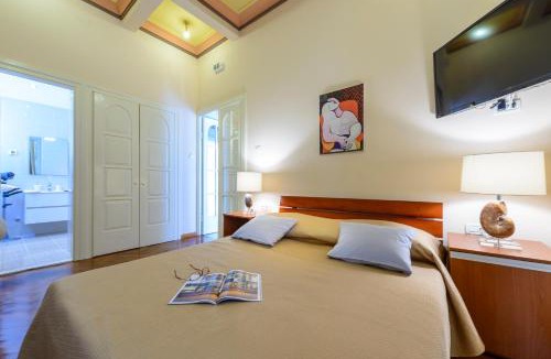 Pile Villa | Villa Mediteran Old Town, 5 En-Suites and Hot Tub