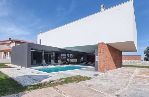 Liznjan House | Villa Mediterraneo 2 by Interhome
