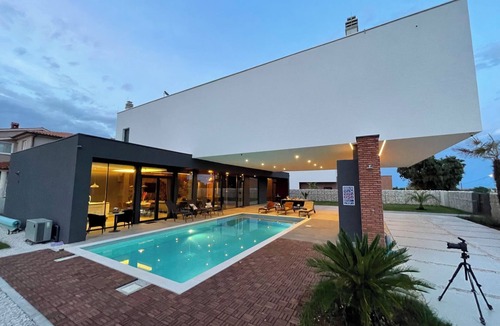 Liznjan House | Villa Mediterraneo 2 by Interhome