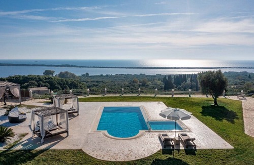Dafnata Villa | Villa Mediterranean View