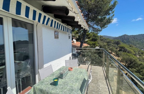 Tossa de Mar House | Villa 'Mediterraneo' with Sea View, Pool & Wi-Fi