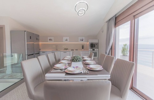 Zastrazisce Villa | "Villa Mendes" - seafront villa with pool
