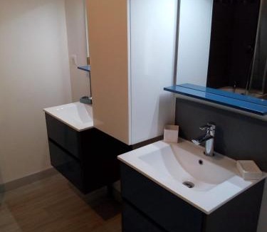 Bussiere-Galant House | Villa Mendieras