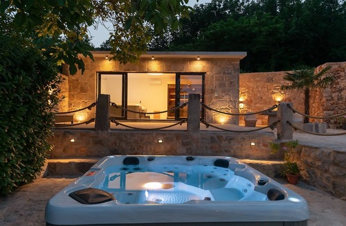 Podbablje Villa | Villa Mia 2 - Six Bedroom Villa with Private Pool