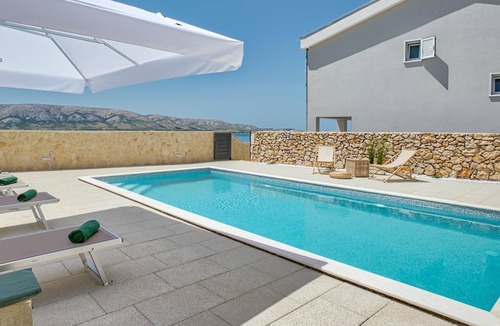 Metajna Villa | Villa Midina with Pool