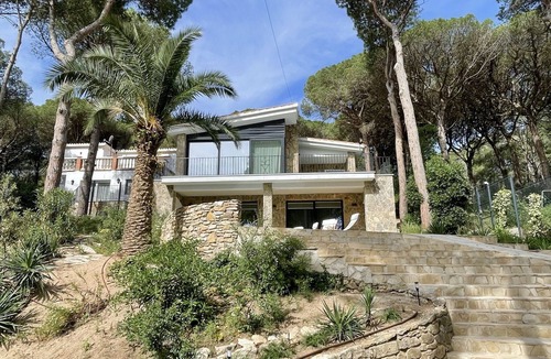 Pals Villa | VILLA MIGJORN