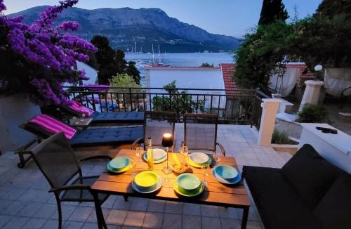 Cove Tri Zala (Zrnovo) Apartment | Villa Mila in Korčula Town
