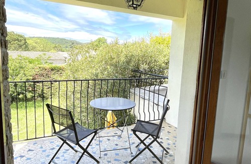 Laval-Saint-Roman Villa | villa mimi