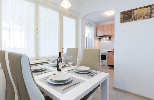 Frata House | Villa Mira