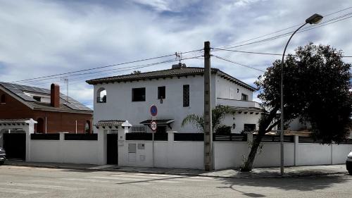 El Vendrell House | Villa Mirador del Mar hostel