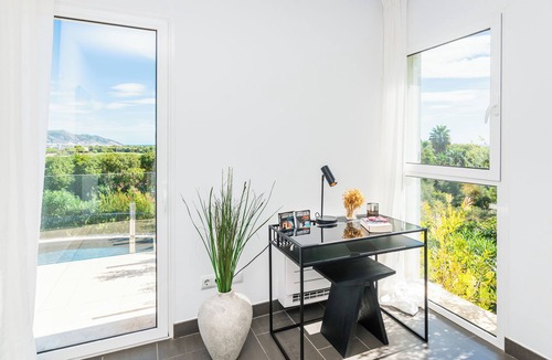 Vallpineda Villa | Villa Miramar by Glasir Homes