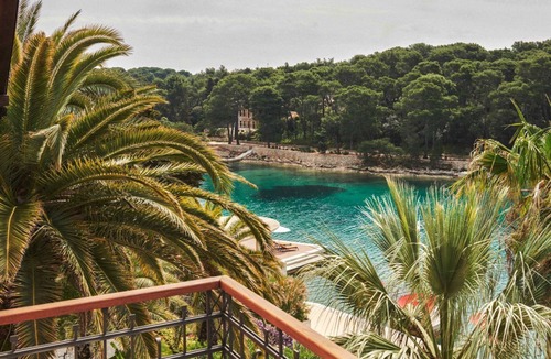 Cove Murtar Villa | Villa Mirasol - Eight Bedroom Villa, Sleeps 16