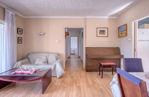 Roses Town Center Ski Chalet | VILLA MIRÓN VINTAGE 13 Roses