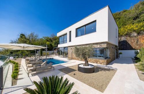 Opatija Villa | Villa Mistral Opatija, five star exclusive retreat, gated community