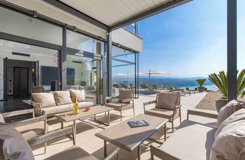 Opatija Villa | Villa Mistral Opatija five star exclusive retreat