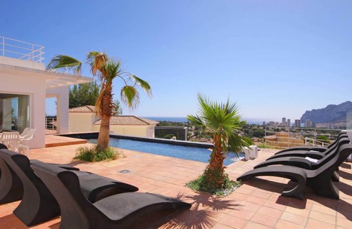 Casas de Torrat Villa | Villa Moderna - PlusHolidays